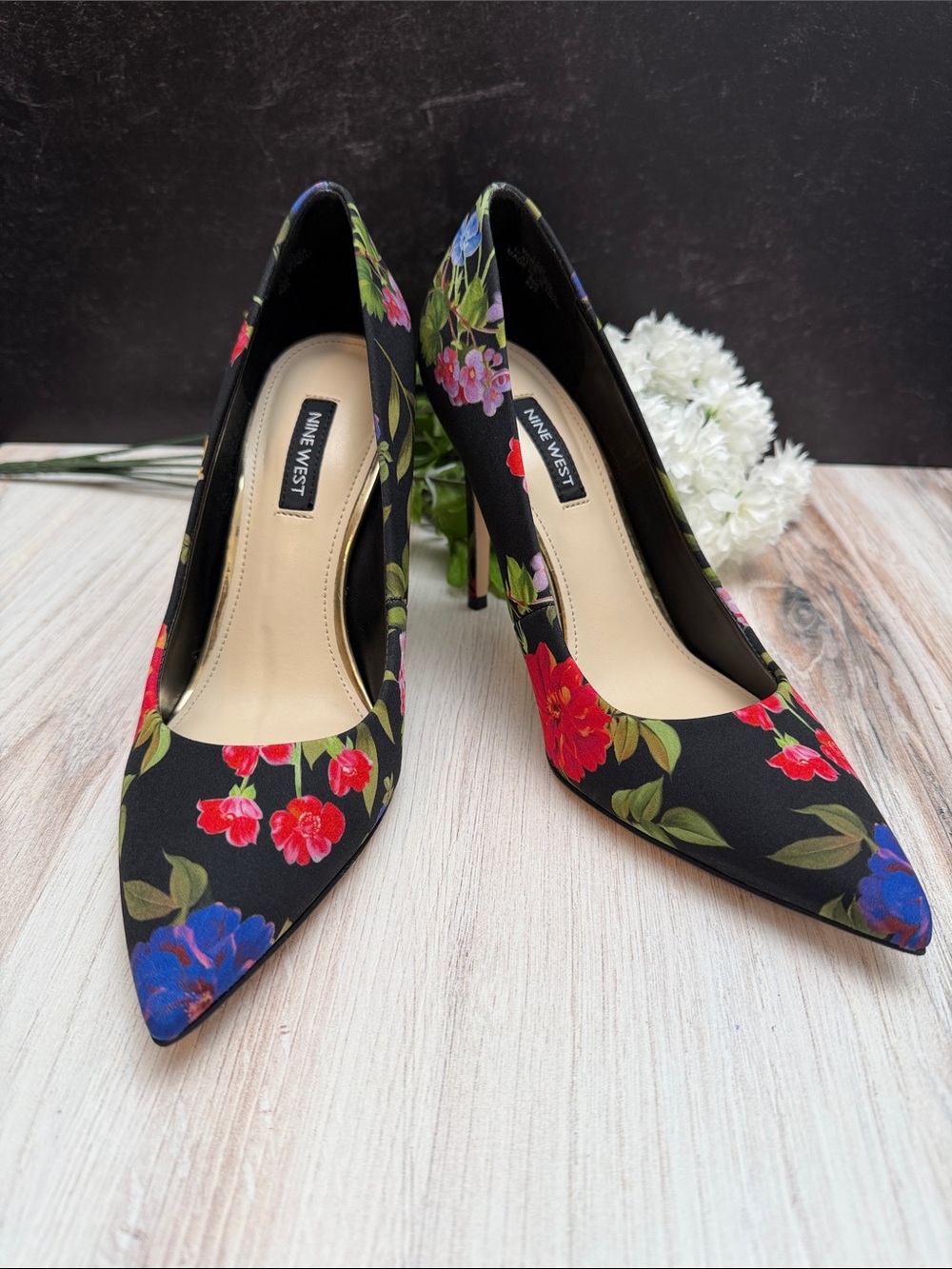 NINE WEST Fresh Floral Pumps Size 7.5